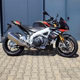 Aprilia RSV 4 Factory Tuono - APRILIA RSV4 FACTORY