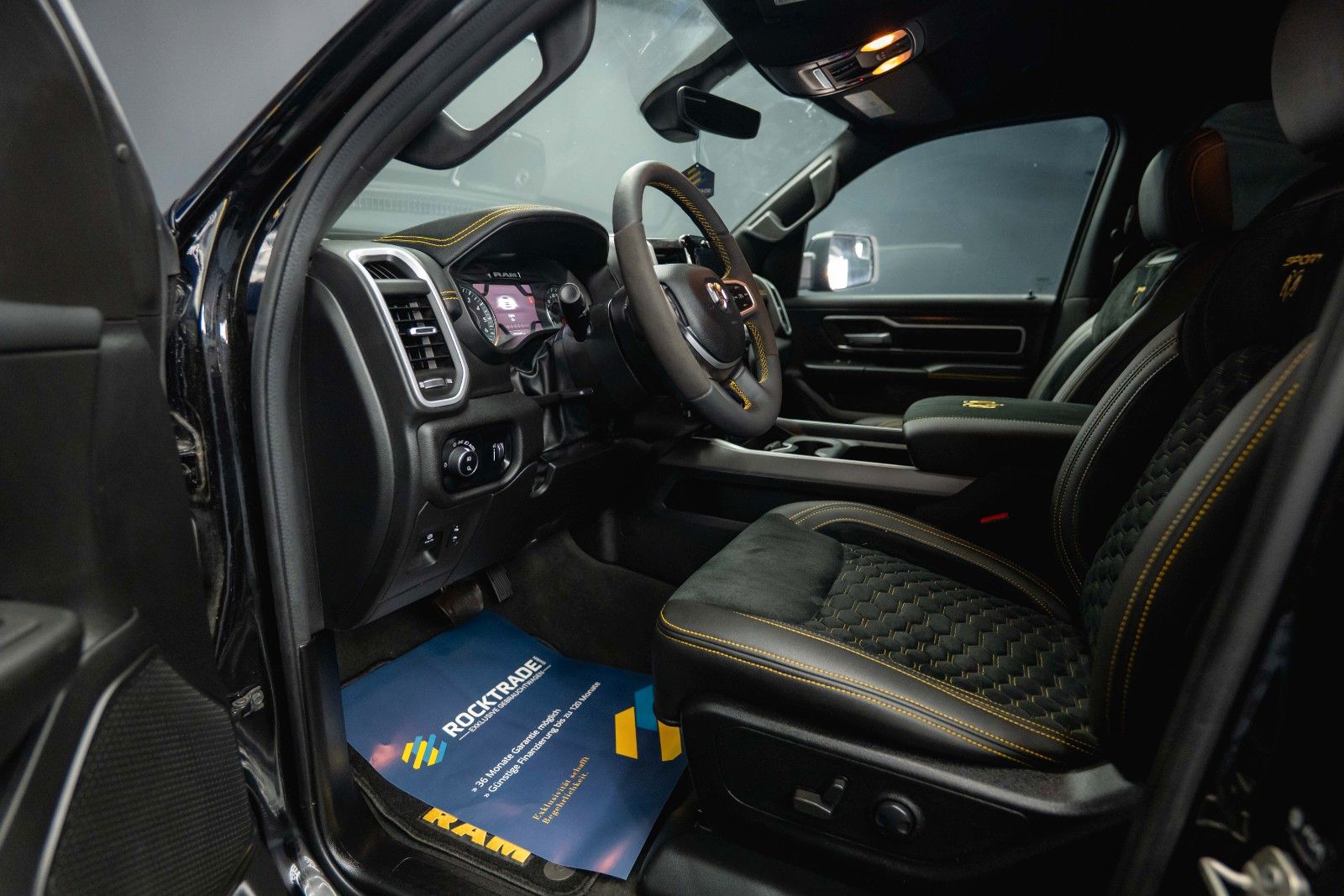 Fahrzeugabbildung Dodge RAM 5.7 V8 GOLD EDITION OFFROAD 4x4 UNFALLFREI