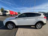 Toyota RAV 4 RAV4 Executive/4x4/Tüv-Neu/Automatik/ - Toyota Gebrauchtwagen von 2014