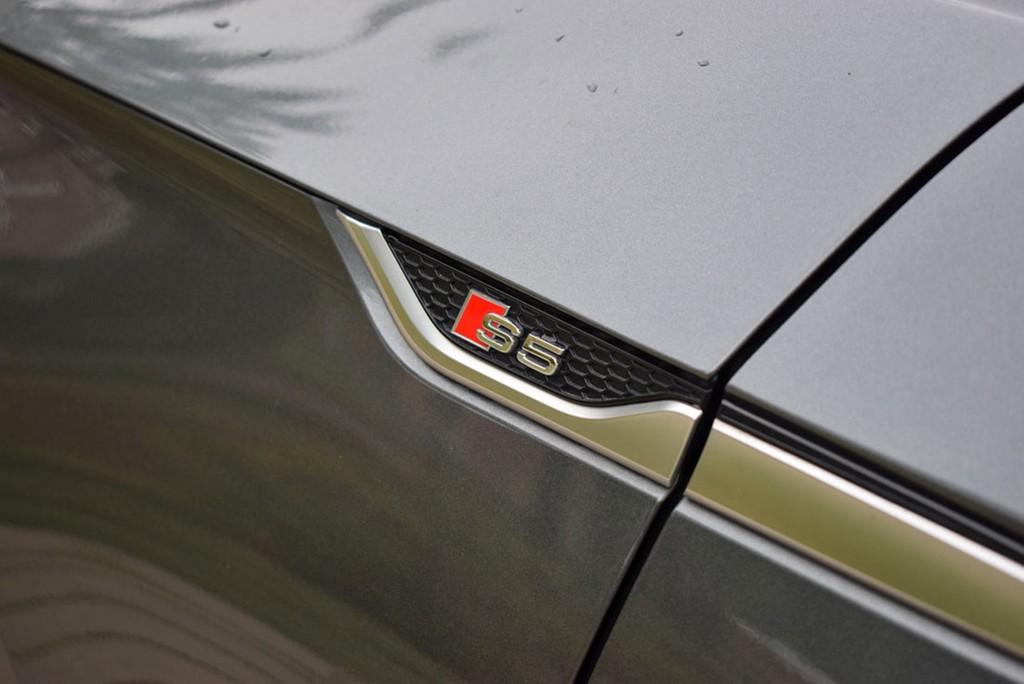 AUDI S5 SPORTBACK 3.0 TFSI QU / TIP. *MATRIX*CARBON | 354 ch | 4X4 | BVA | GPS / RÉGULATEUR DE VITESSE / 20" | EL. SIÈGES SPORT+ |