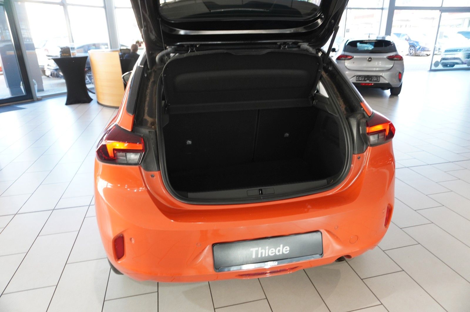 Fahrzeugabbildung Opel Corsa F 1.2 EDITION NAVI/LED/KAMERA/TEMP./SPORT