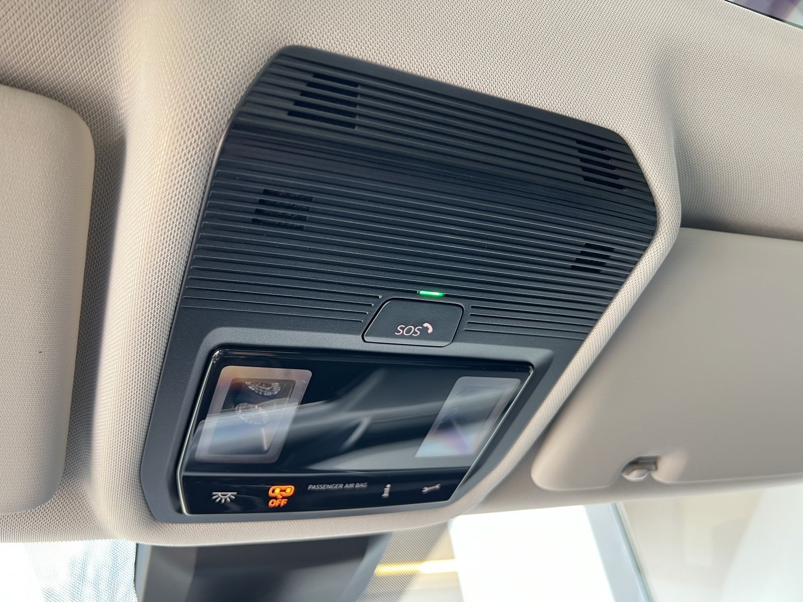 Caddy Move 2.0 TDI AHK*Navi*Pano*ACC*Kamera