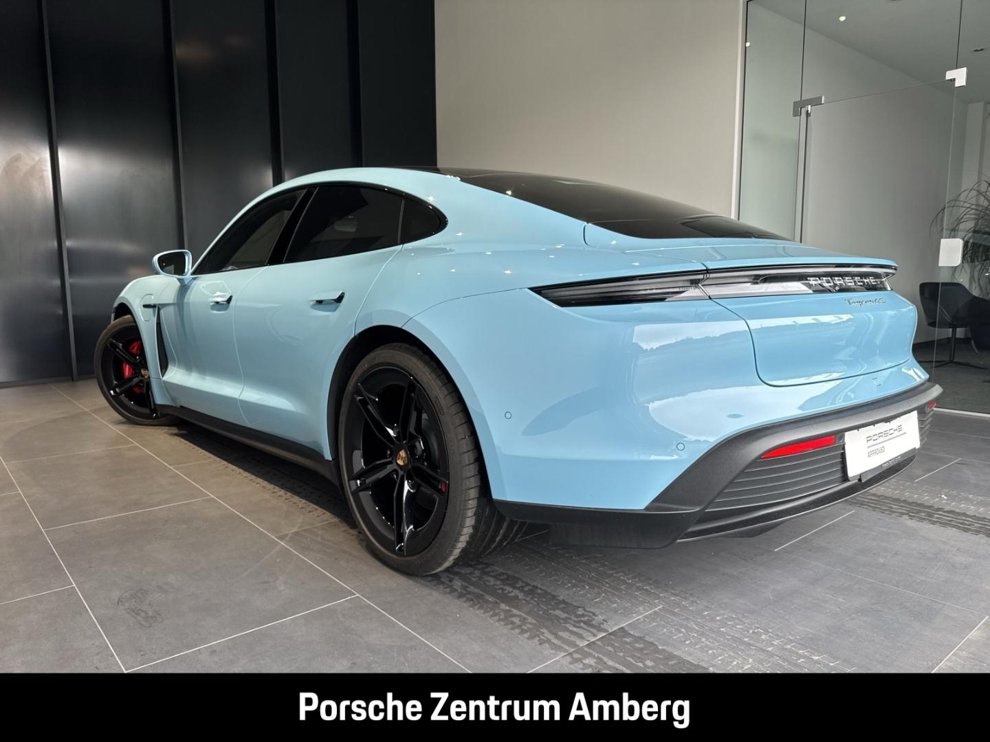 Porsche Taycan 4S SportChrono BOSE SoftClose Panoramadac