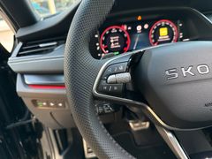 SKODA Octavia Combi 1.5 TSI  Sportline Matrix AHK Gar5