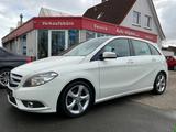 Mercedes-Benz B 180 SHZ BT PDC NAVI - gebrauchte Mercedes-Benz B 180 aus dem Jahr 2013