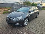 Opel Astra Kombi Design Edition AHK Sitzheizung - gebrauchte Opel Astra aus dem Jahr 2011