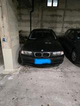 BMW BWM E46 316i - BMW 316 aus 2000: 316i E46