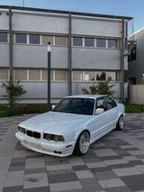 BMW E34 M50B25 525i - BMW 525 aus 1990