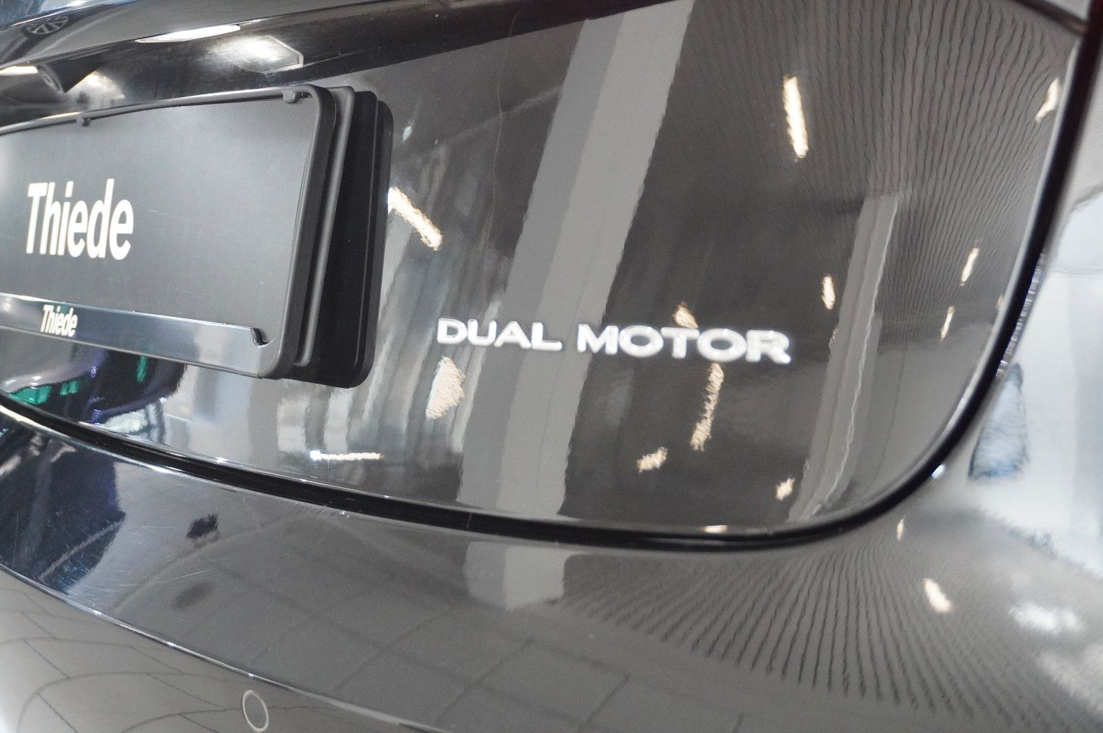 Fahrzeugabbildung Tesla Model 3 LONGRANGE DUAL-MOTOR NAVI/KAMERA/PANO/SH