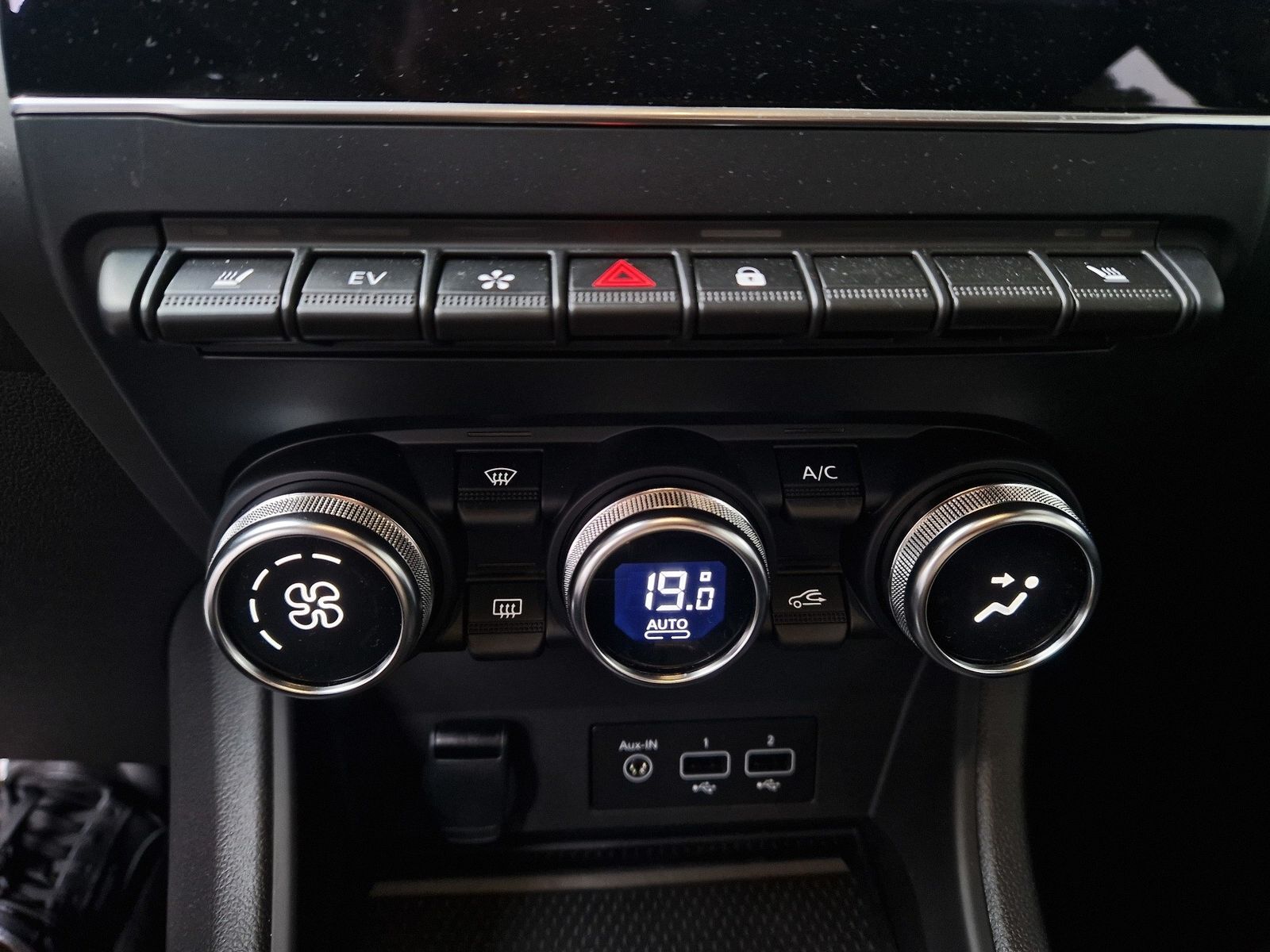 Fahrzeugabbildung Renault Captur Techno Full Hybrid 145