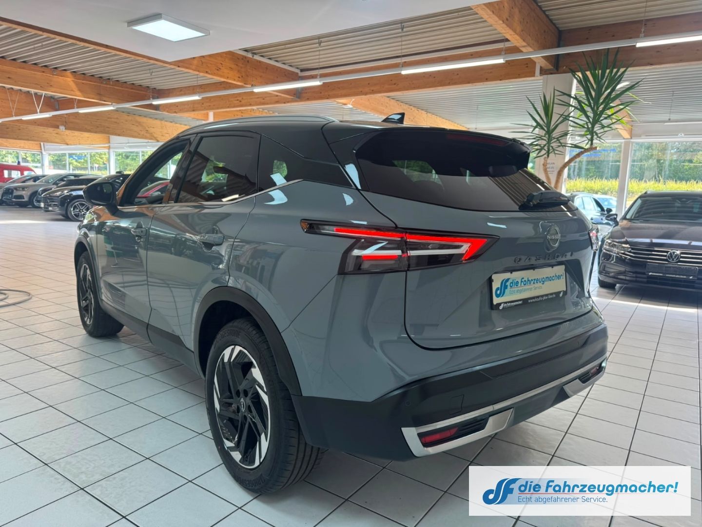 Fahrzeugabbildung Nissan Qashqai N-Connecta Navi 360 Kamera LED Apple Car