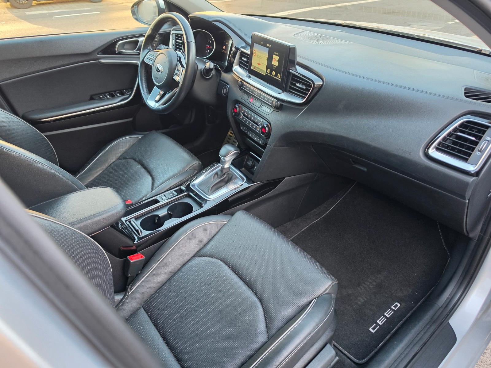 Kia ceed 1.4 AUTOMATIK+NAVI+PANO+2 JAHRE GARANTIE+