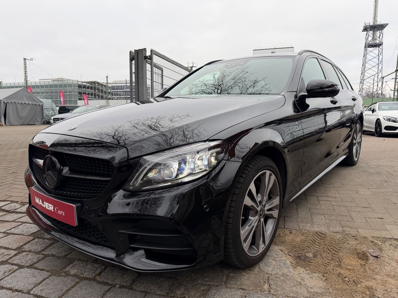 Fahrzeugabbildung Mercedes-Benz C 220 AMG*PANO*BURMESTER*360°KAM*MEMO*ACC*LED*