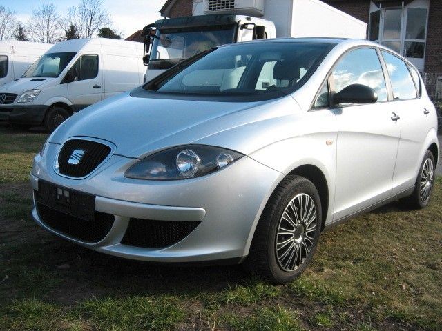 Seat Altea Reference.1.6Ltr.Klima -2 jahre Neu TÜV