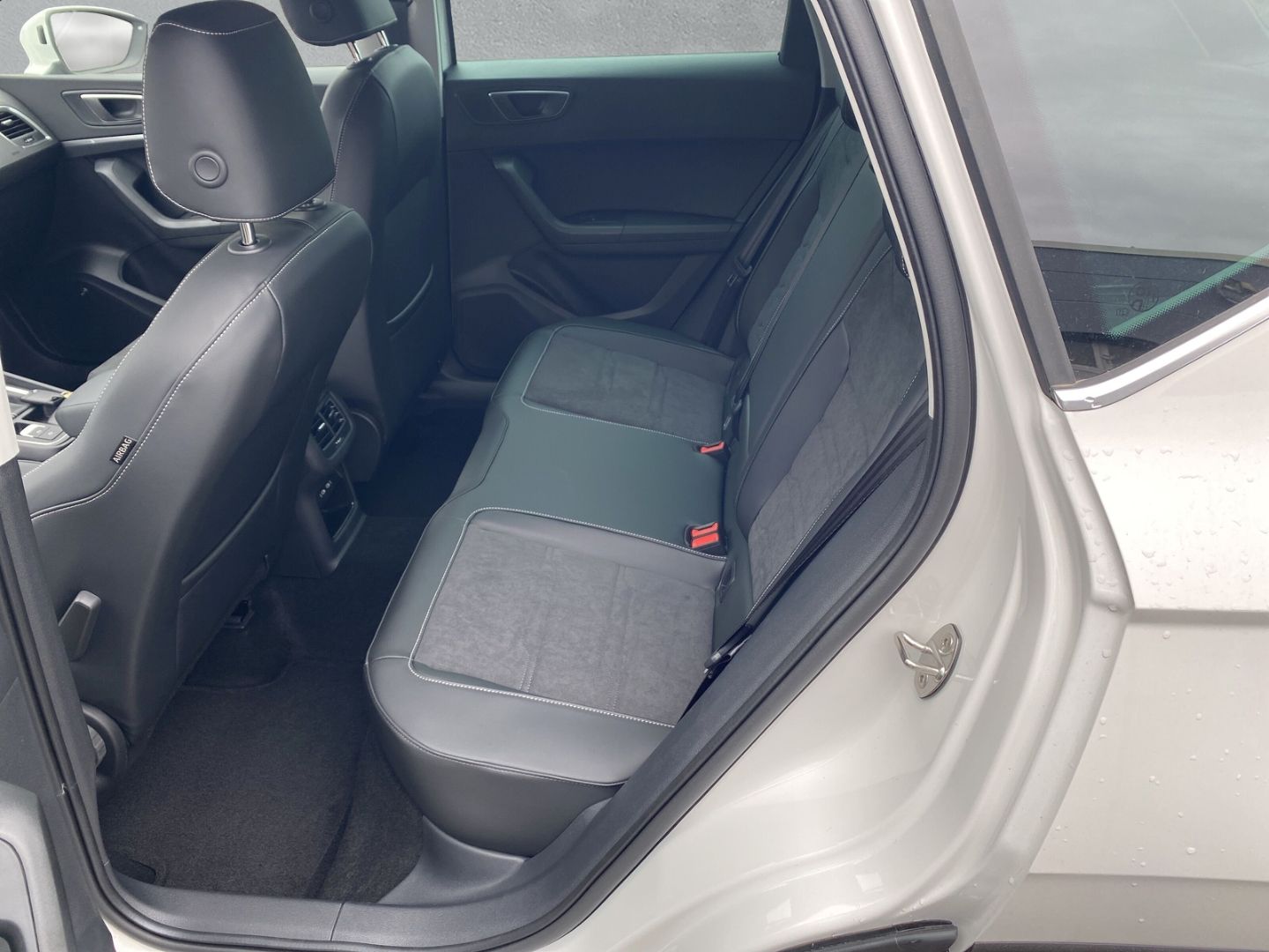 Fahrzeugabbildung SEAT Ateca Style 1.5 TSI ACT EU6d Navi Digitales Cock