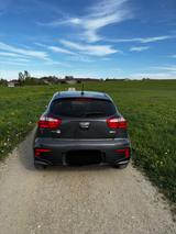 Kia Rio 1.4 Dream-Team Edition Dream-Team Edition - Kia Unfallwagen