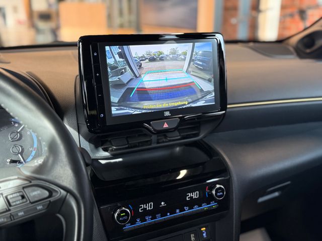 Toyota Yaris Cross Hybrid AWD-i Adventure