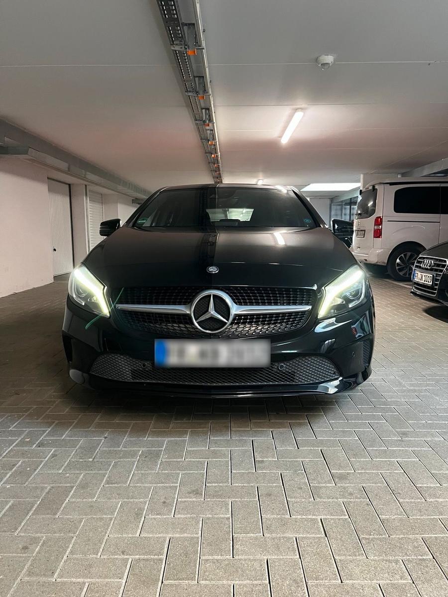 Mercedes-Benz A 180