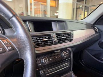 BMW X1 - 10