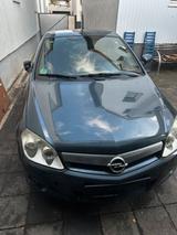 Opel Tigra Kabrio - Opel Corsa mit Benzin-Antrieb: Kombi