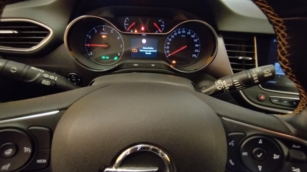 Erstes Annaberger Autohaus -  Opel Crossland X Ultimate, HUD, LED ParkGo, AGR - Bild 10