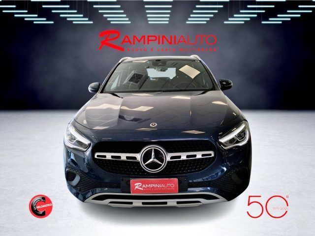 Mercedes-Benz MERCEDES-BENZ GLA 180 d Automatic Sport Km 73.00 imagem 3