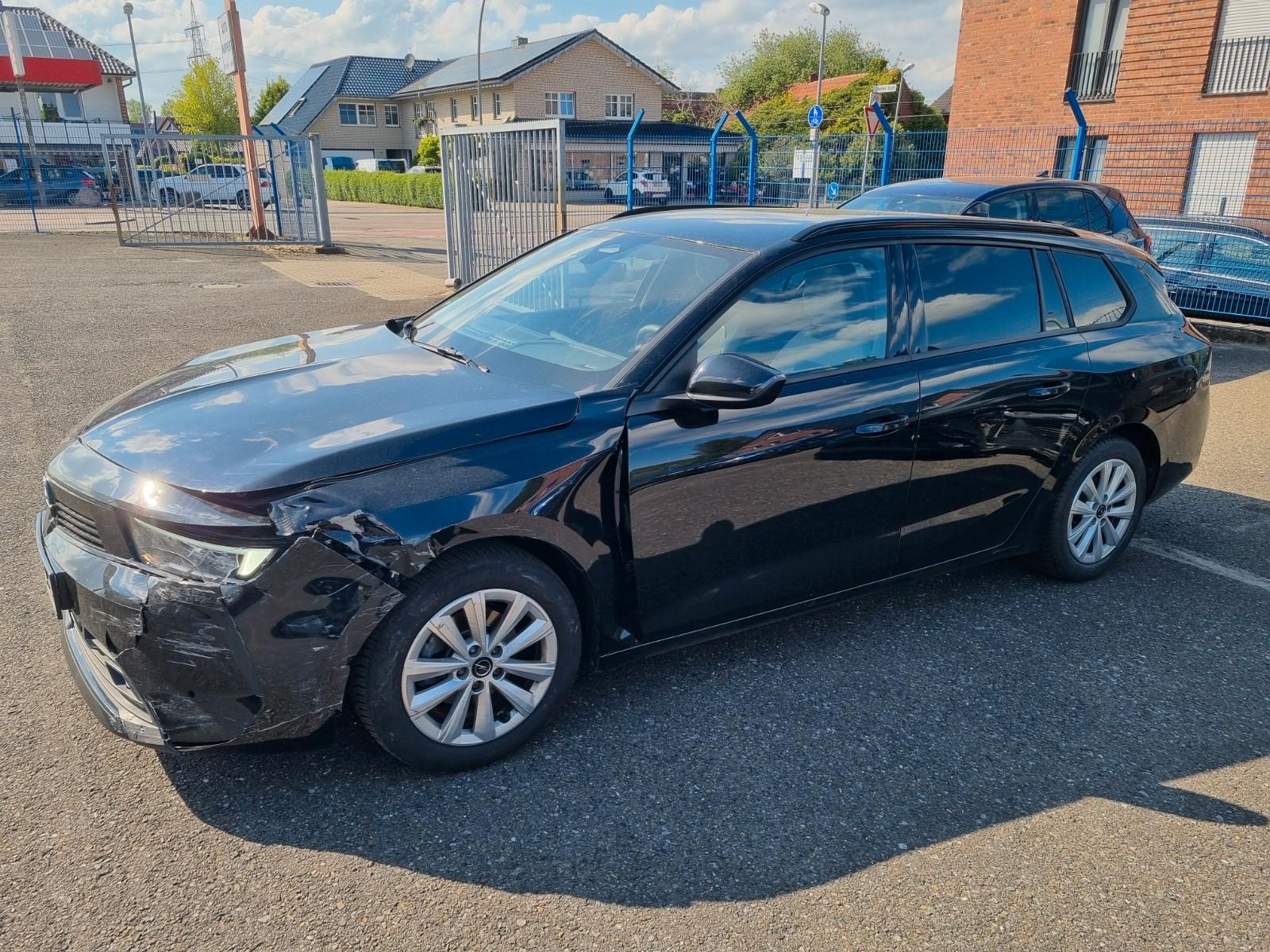 Opel Astra L Sports Tourer Edition