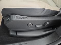 Fahrzeugabbildung DS Automobiles DS 7 Crossback PT 180 Rivoli + Leder/360°/AHK