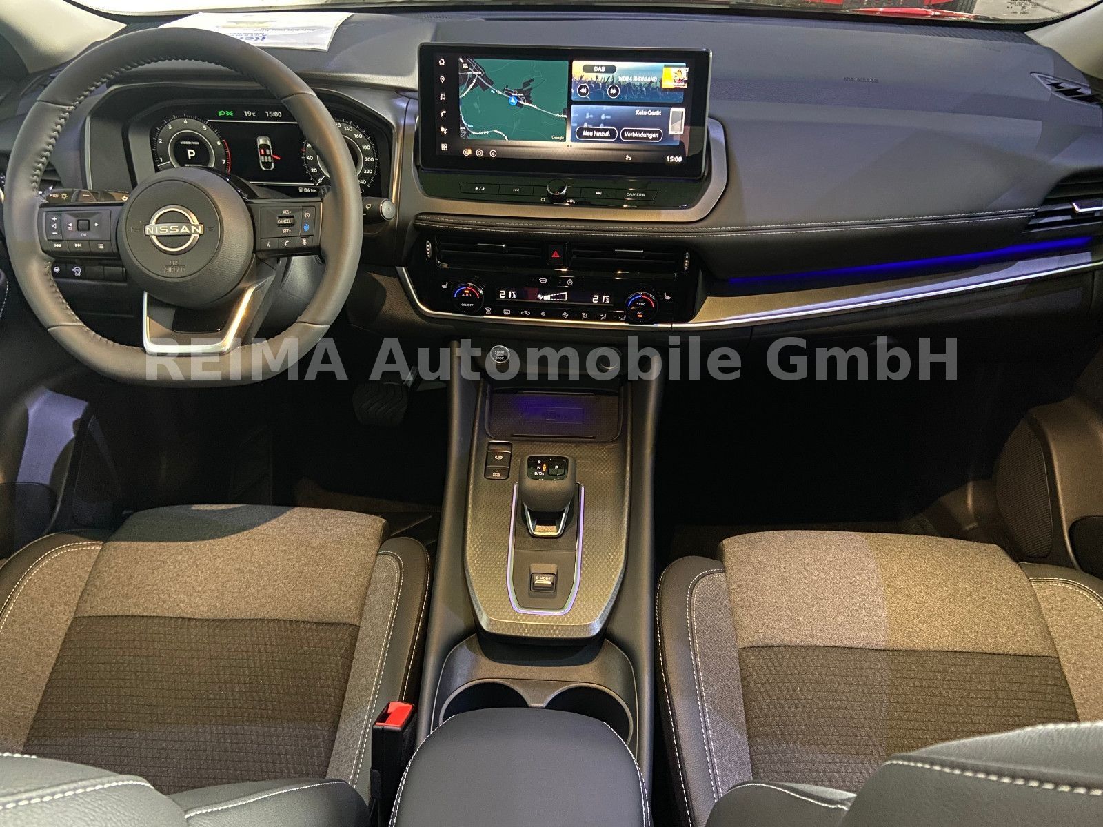 Fahrzeugabbildung Nissan Qashqai 1.3 DIG-T MHEV , Pano, LED, ACC