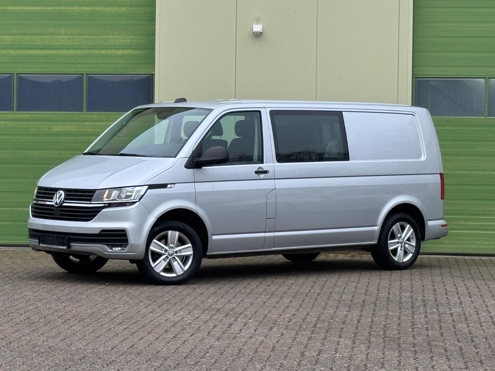 Volkswagen T6.1 Mixto 2.0 TDI Plus lang/6.Sitzer/AHK/Navi.