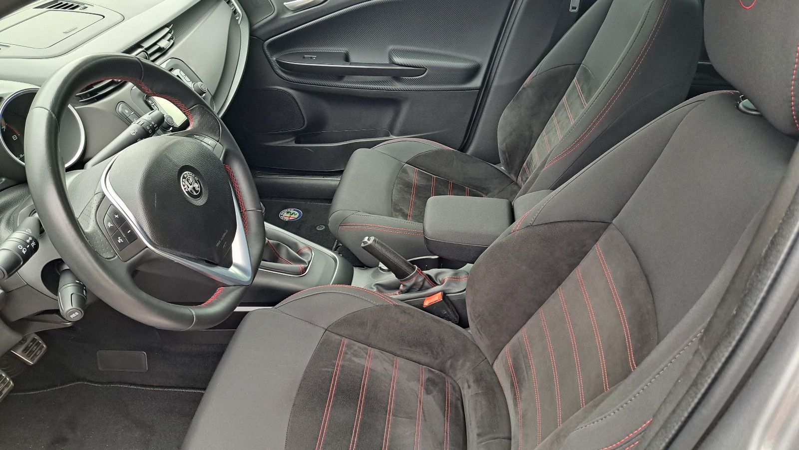 Fahrzeugabbildung Alfa Romeo Giulietta Super