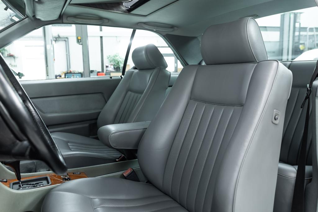 Mercedes-Benz CE 230