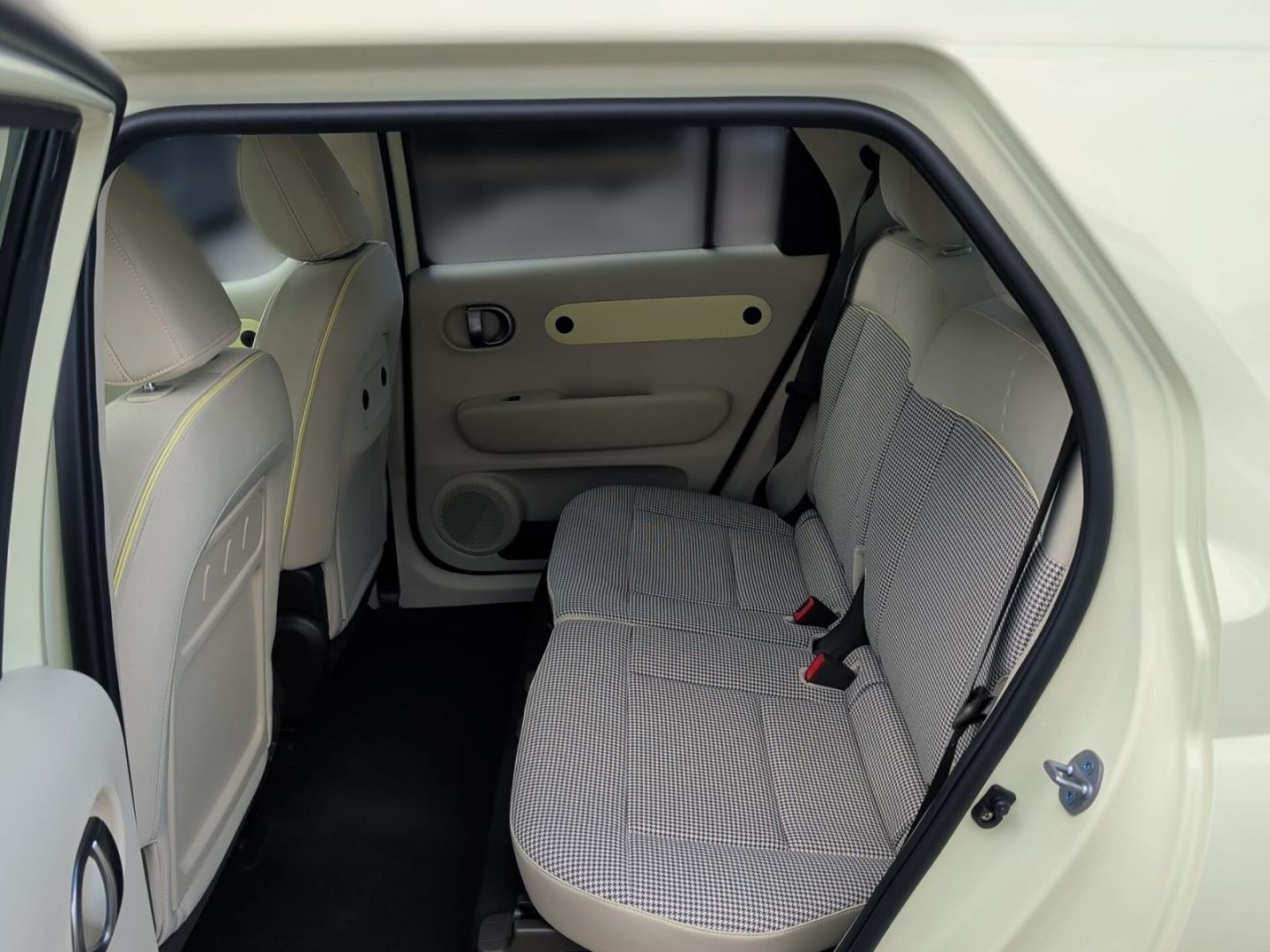 Hyundai INSTER – Bild 11