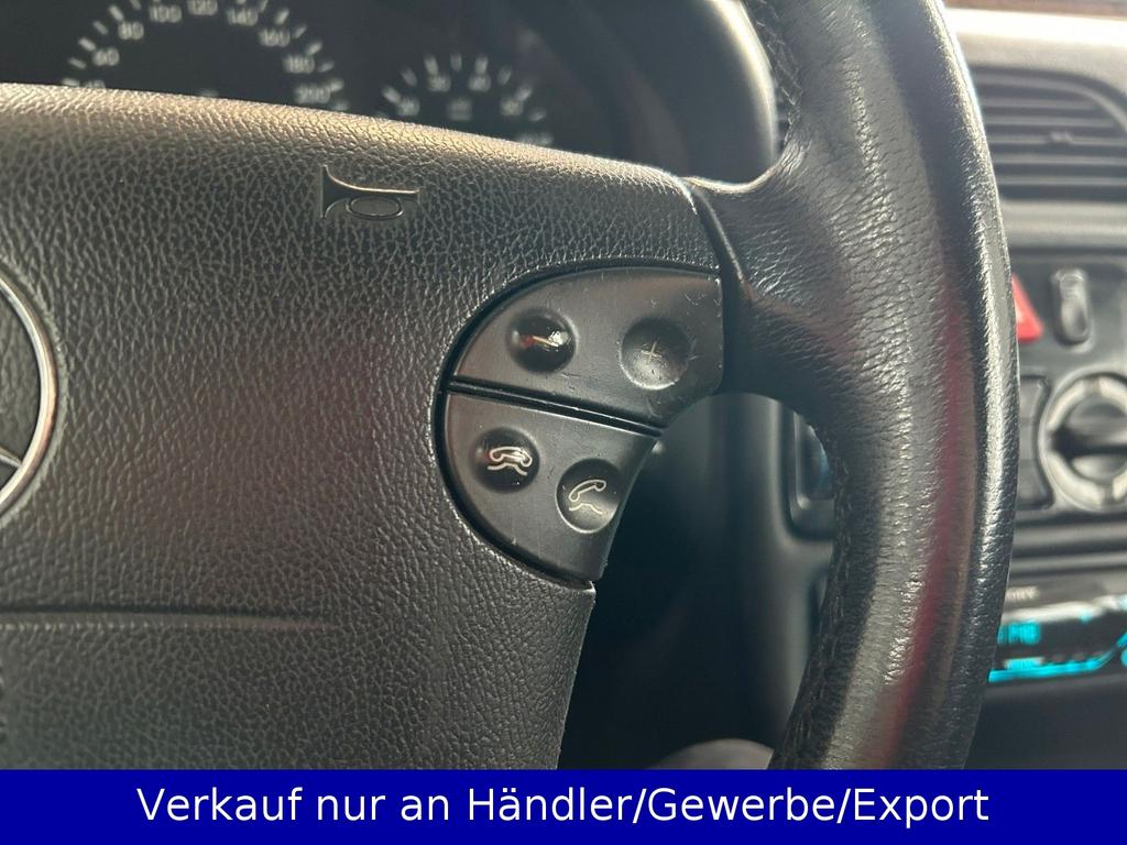 Mercedes-Benz CLK 200