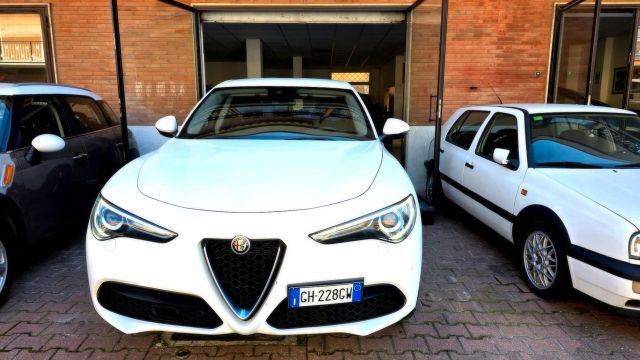 Alfa Romeo Stelvio 2.2 Turbodiesel 190 CV AT8 Q4