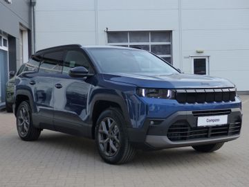 Jeep Compass MHEV First Edition Sicherheit- Komfotpak
