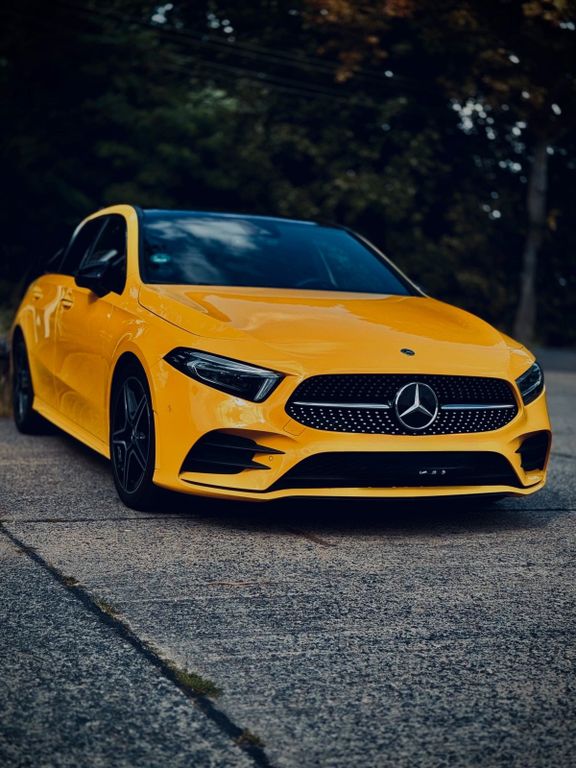 Image of Mercedes-Benz E 200