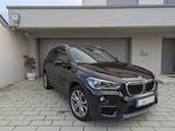 BMW X1 sDrive18i LED RFK Klimaauto. PDC Panoramadach - BMW X1: Panoramadach