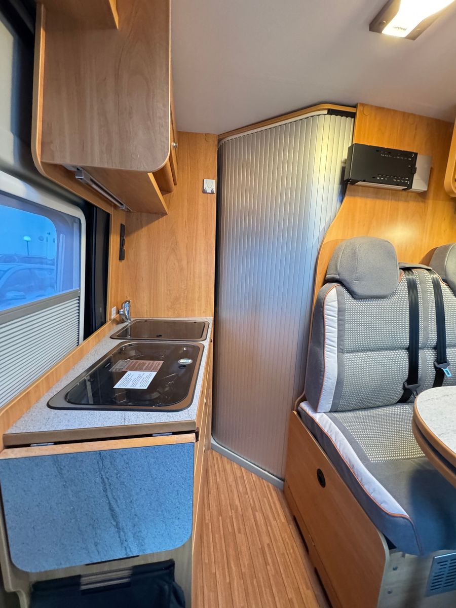 Fahrzeugabbildung Pössl 600 2WIN R PLUS CITROEN RAUMBAD VOLL SCHECKHEFT