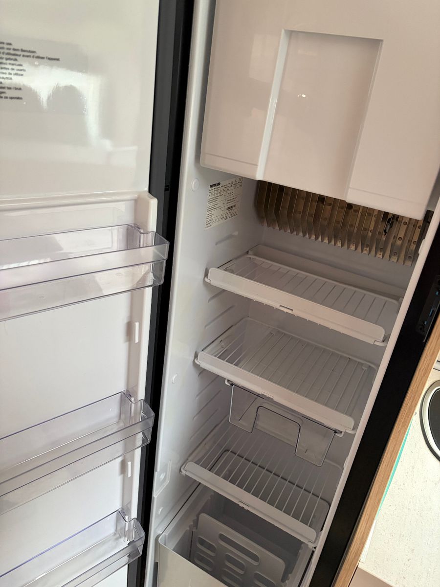 Fahrzeugabbildung Eura Mobil Profila T 696 EB