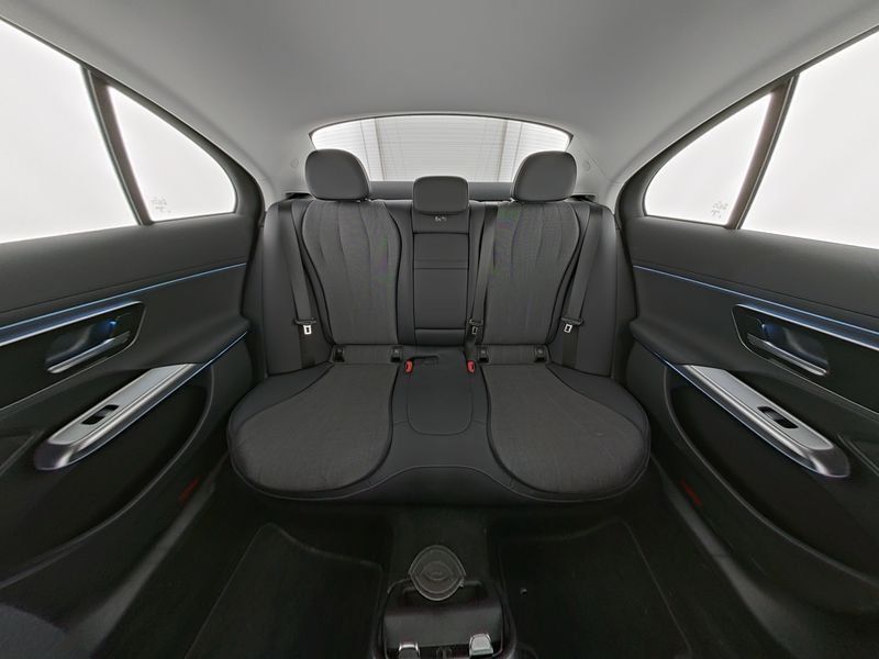 Fahrzeugabbildung Mercedes-Benz E 220 d Avantgarde*Distro*Totwink*LED*360*Digita