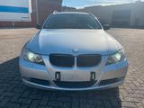 BMW 320 Baureihe 3 Touring 320d - BMW 320 aus 2006: 320d