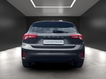 Ford Focus - 8