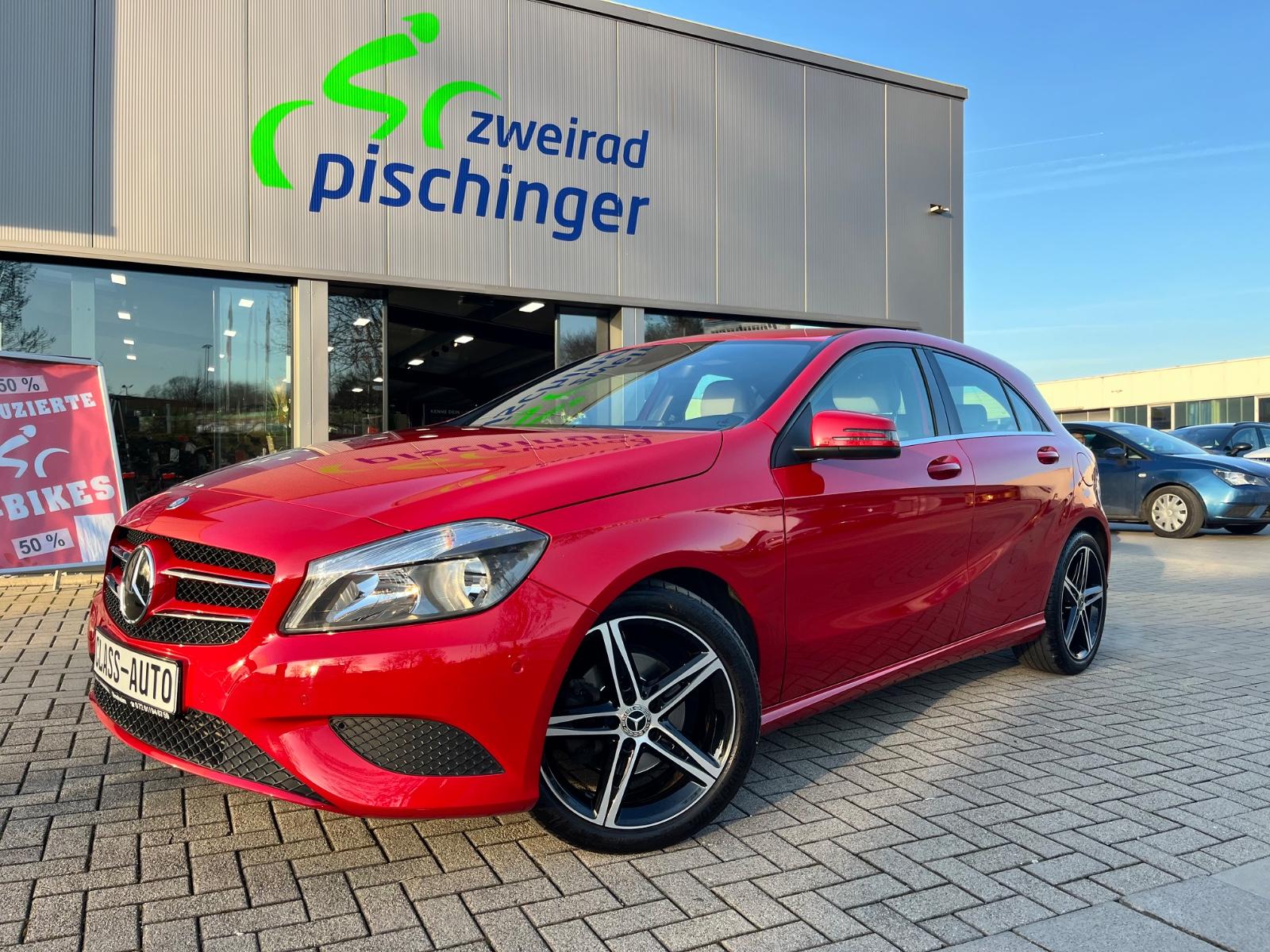 Mercedes-Benz A 200 BlueEfficiency Navi/PDC/Tempomat/Klimaautm