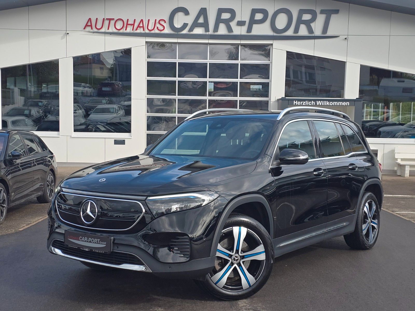 MERCEDES-BENZ EQB 350 4Matic | NAV | LED | RFK | 7.SITZER...