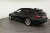 BMW 320i M Sport|PANO|ACC|HUD|360°|ad.LED|SHZG|AHK - BMW 320 mit Benzin-Antrieb: Panorama-Dach