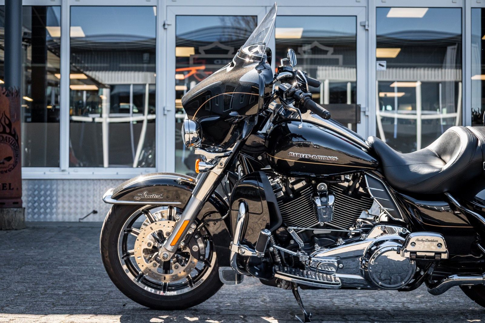 Fahrzeugabbildung Harley-Davidson ELECTRA GLIDE ULTRA LIMITED FLHTK 107 CUI
