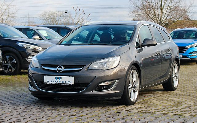 Opel Astra J Sports Tourer 1.6/VOLLSH/LEDER/PDC/NAVI/