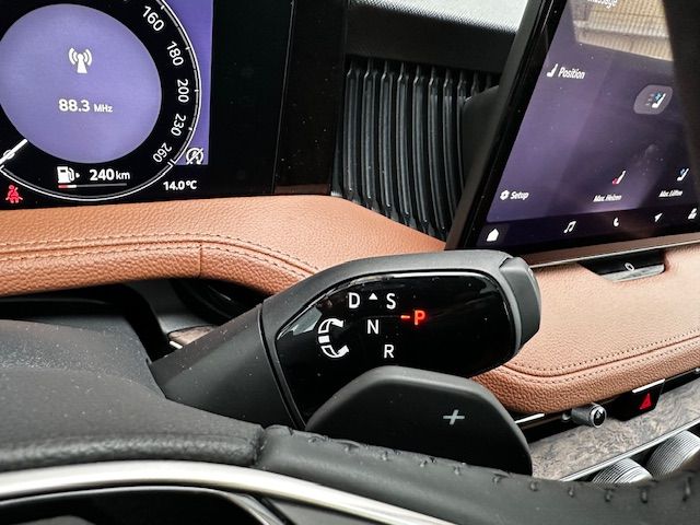 Superb Combi L&K 2.0 TSI 4x4 DSG AHK;MATRIX;NAV