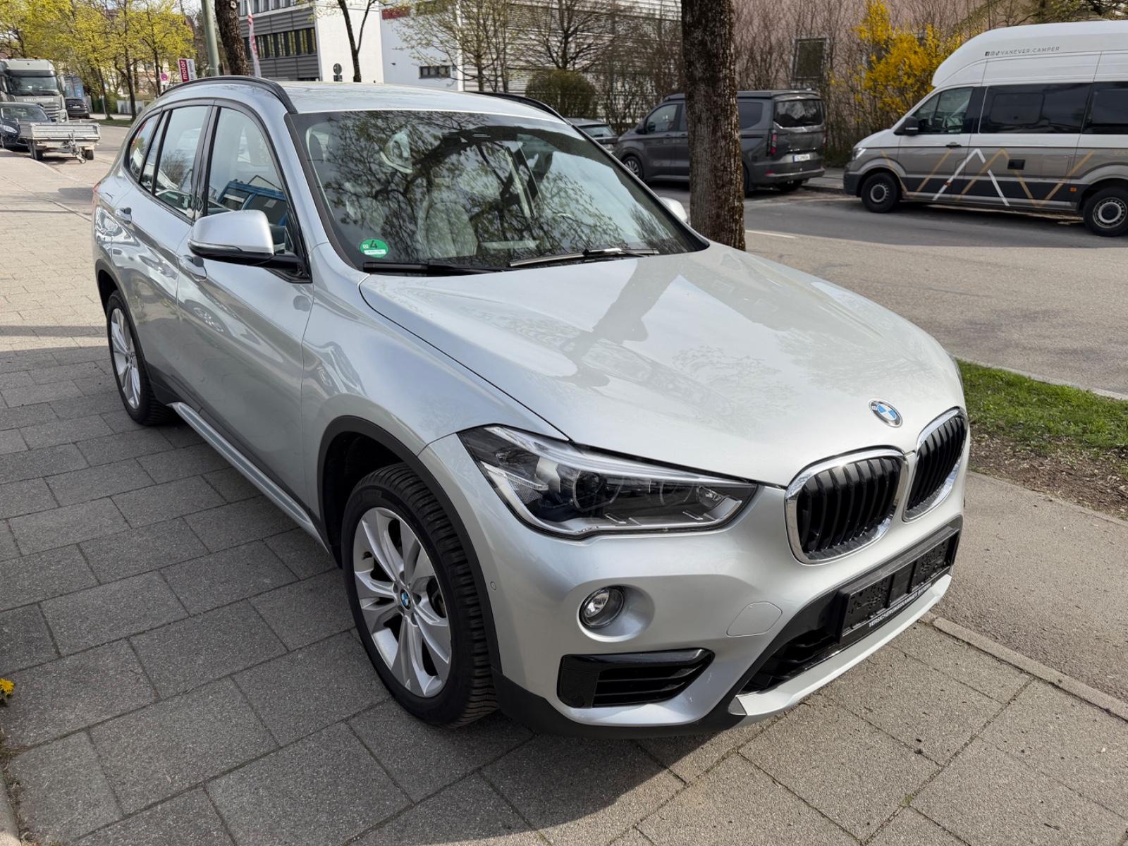 BMW X1 xDrive 25 d Sport Line.LED.Vollleder.HeadUp